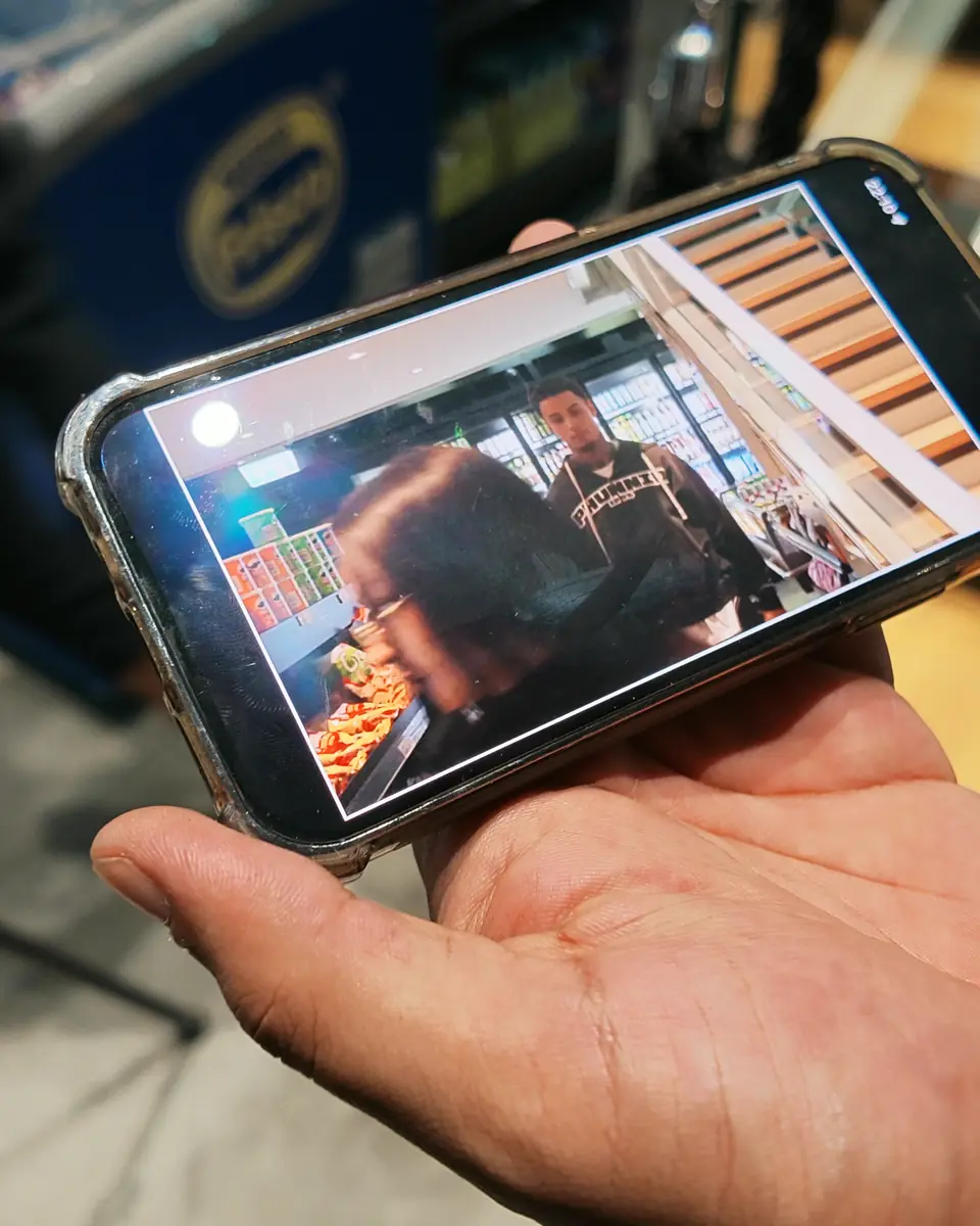 Live-Bild der Kamera auf dem Handy während eines Drehs