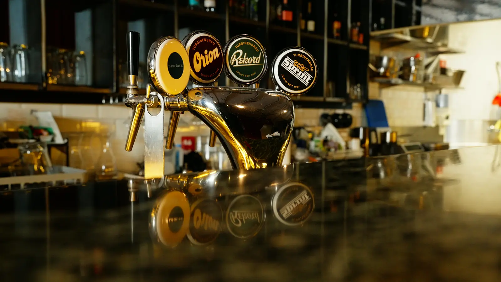 Aufnahme aus dem Restaurant LOCO BIRRIÁ in Zürich